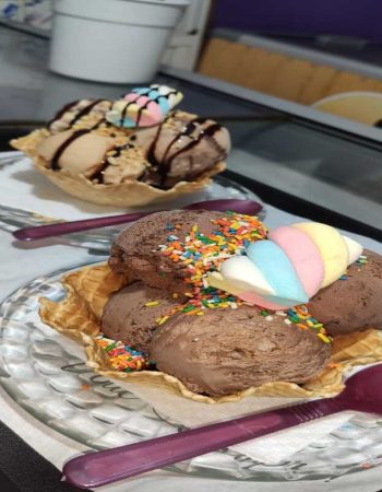 Bom Demais Açaiteria, Sorveteria e Cafeteria no Caminho de Búzios em Cabo Frio