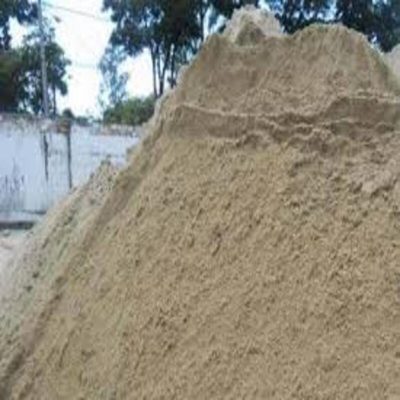 Caminhão Fechado Gilciley em Armação dos Búzios